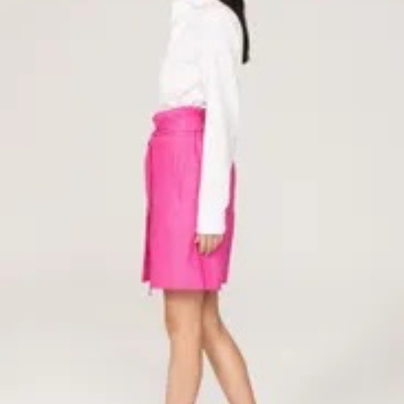 Eudon Choi Rent the runway Pink pleated shorts linen sz 4 $275 - Picture 3 of 6